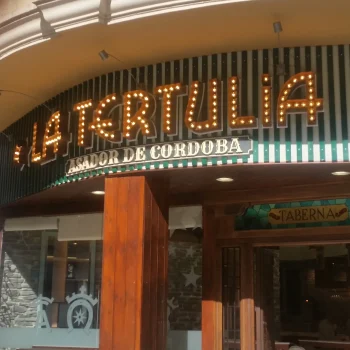 3-1web tertulia Rótulos exteriores Córdoba