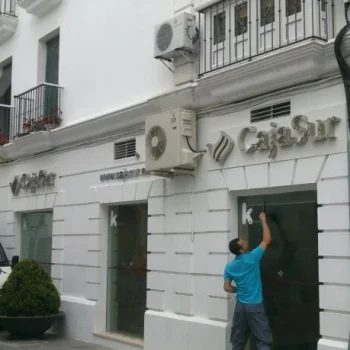 5-1web AC21 Rótulos exteriores Córdoba