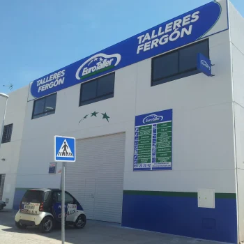 corcho-prensado-de-alta-calidad-10 Rótulos exteriores Córdoba