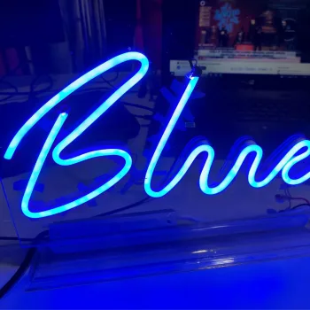 1web blue 1 Rótulos luminosos Córdoba