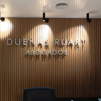 1web dueñas Rótulos personalizados Córdoba