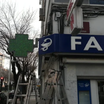 1web far Rótulos para empresas Córdoba