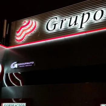 1web PEÑ16 Rótulos luminosos Córdoba